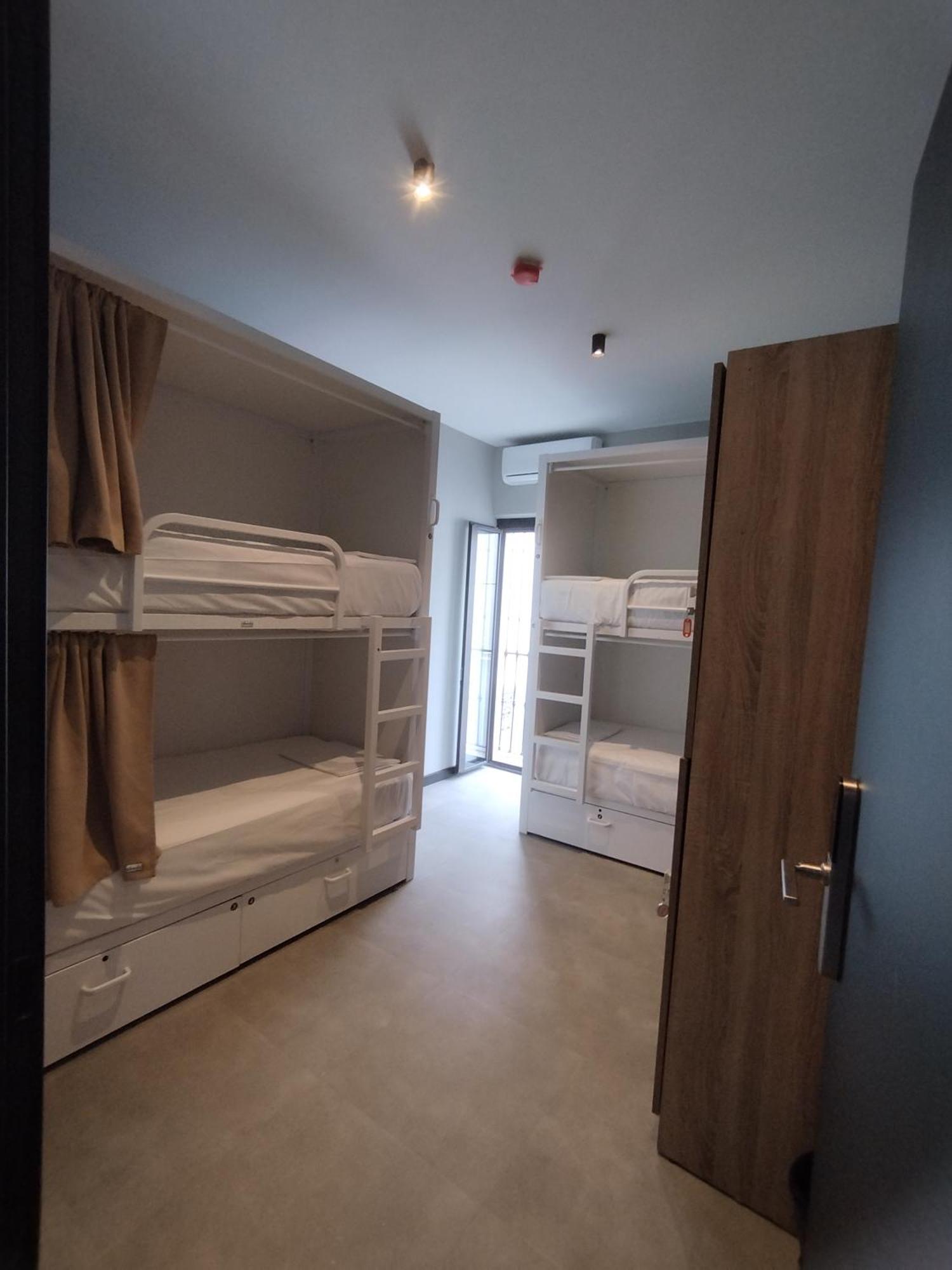 Hostel Sweet *